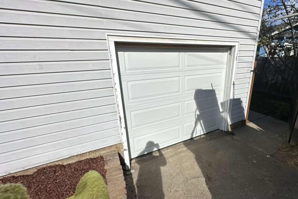 Garage Door Services – Installation, Repairs, Maintenance & Custom Solutions